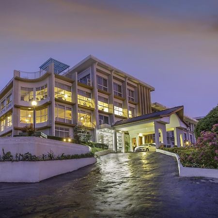 Hotel Topaz Канди Екстериор снимка